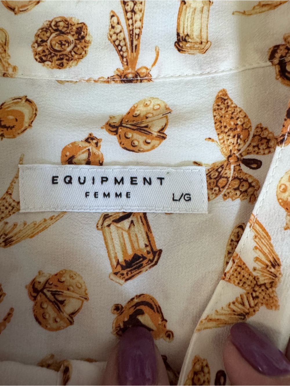 Equipment Femme Silk Blouse L Cream Gold Novelty Insect Bee Print Quiet Luxury - Picture 7 of 7